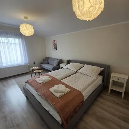 Apartment Emilia 3 *